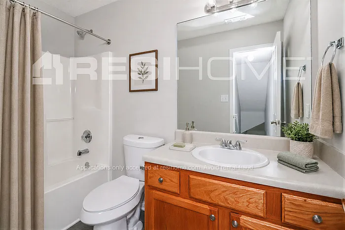 1450 Binford Pl — Photo 10