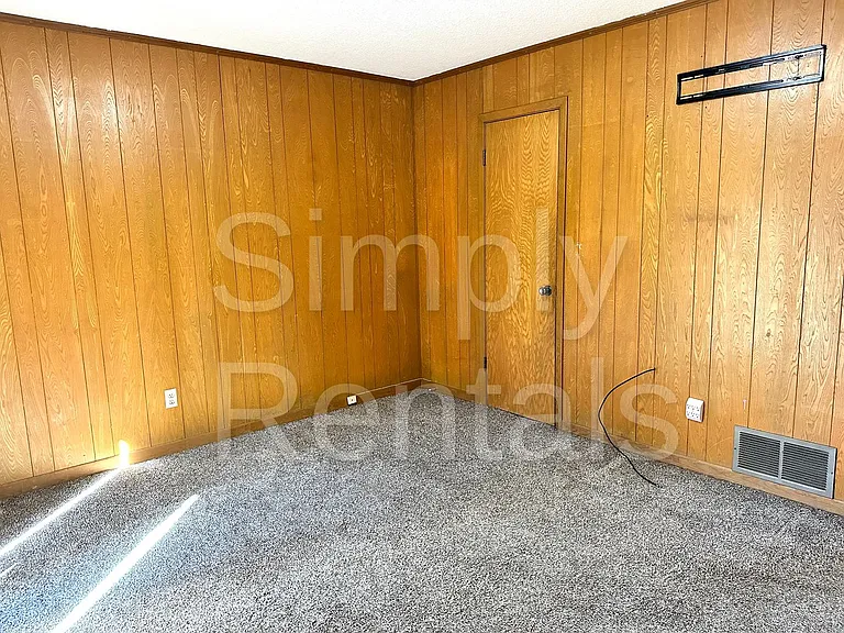 706 S Manson St — Photo 14