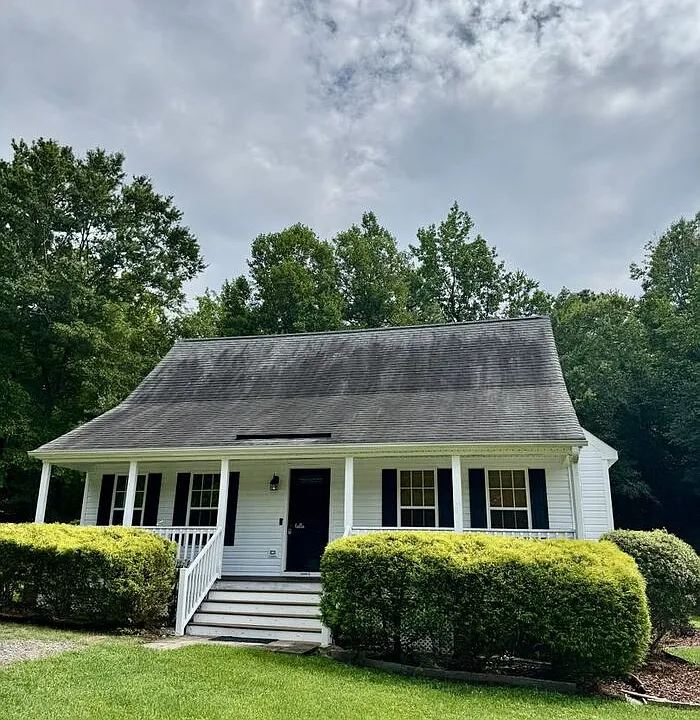 11713 Leiden Ln