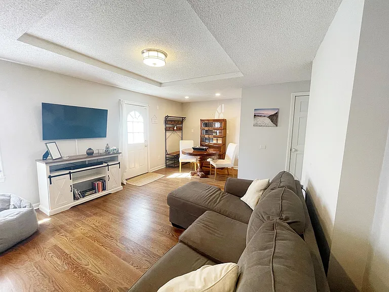 2 Ocean Ave — Photo 11