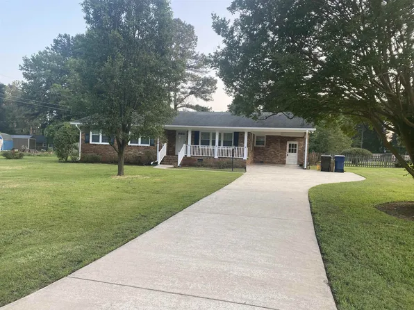 3121 Hickory Hill Dr, Sanford, NC 27330