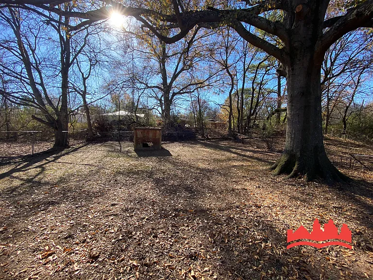 745 Harahan Rd — Photo 13
