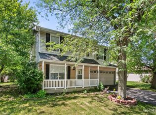 2910 Worcester Ln, Aurora, IL 60504