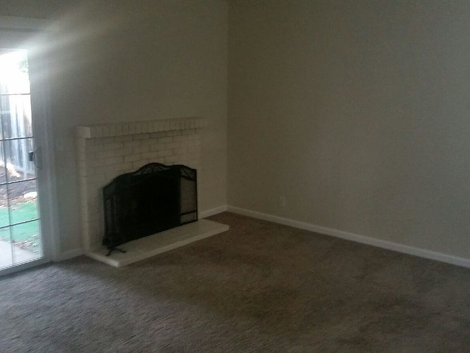 1st image of 5843 Hillview Ave