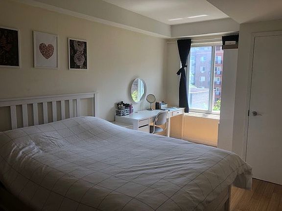 5th image of 6456 Booth St APT 303