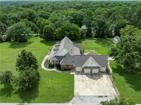 2 Conner Ln, Rogers, AR 72756