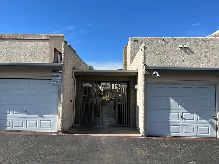 401 Beach Blvd - El Pueblo Apartments — Photo 15