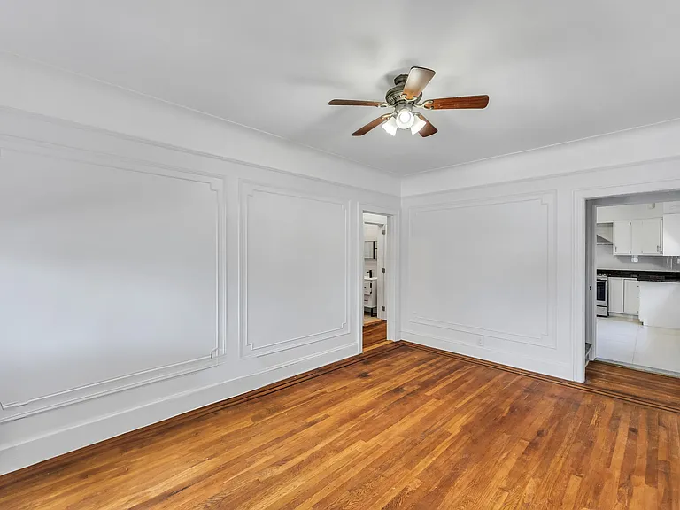 105 Minnesota Ave — Photo 12