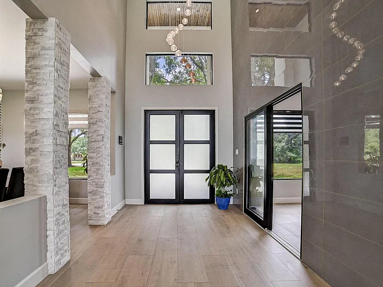 26511 Meadow Ln — Photo 5