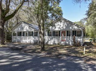 35 Apaco St, Apalachicola, FL 32320