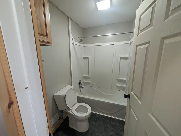 1727 Hughitt Ave — Photo 13