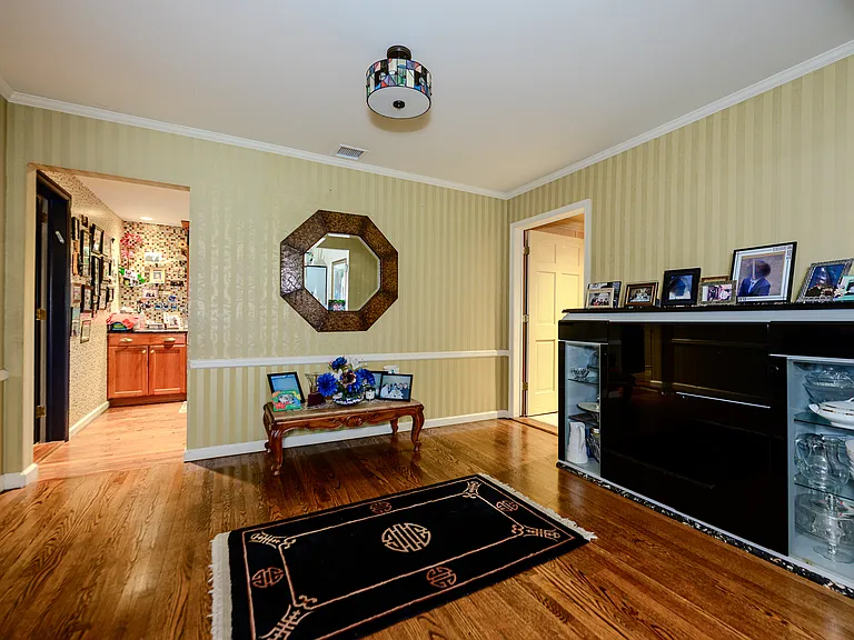928 Northfield Rd — Photo 12