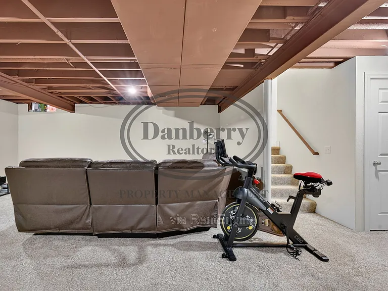 24989 Reddington Ct — Photo 37