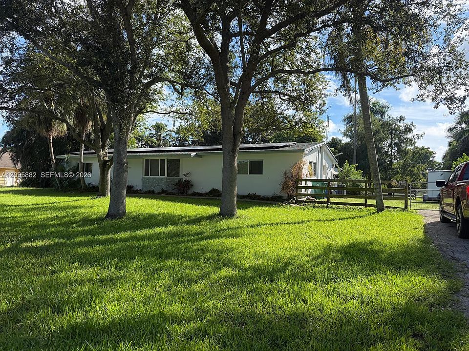 1st image of 4830 SW 196th Ln