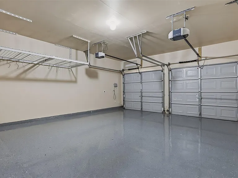 5501 Allamanda Dr — Photo 22