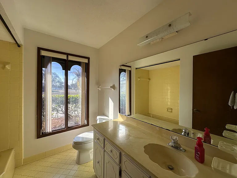 3225 Sabal Palm Dr — Photo 5