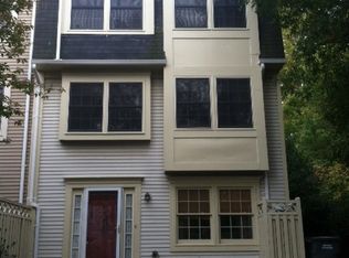 12150 Salemtown Dr, Woodbridge, VA 22192