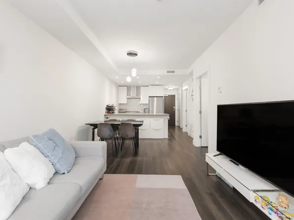 10780 No 5 Rd #507, Richmond, BC V6W 0B8