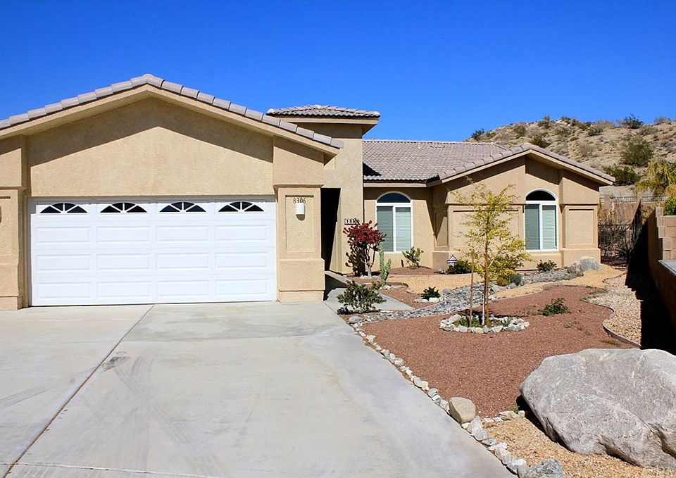 1st image of 8306 Meadows Way
