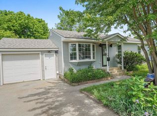 18 Turf Rd, Burlington, VT 05408