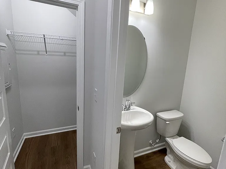 1408 Irving Hill Dr — Photo 17