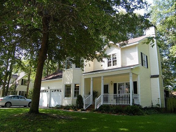 2nd image of 388 Woodbridge Dr