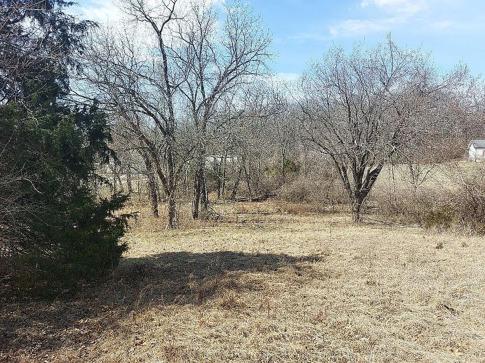 1st image of 2000 S 94th St