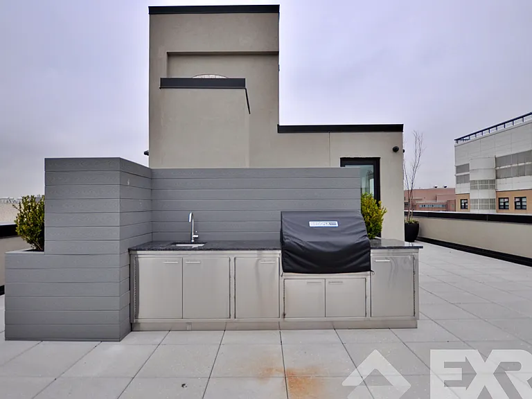 782 New York Ave #2F — Photo 12