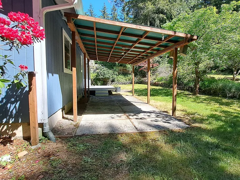 14665 NW Honeyhill Loop — Photo 12