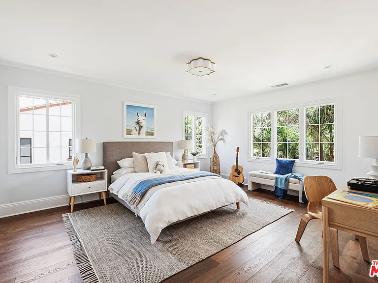 834 S Tremaine Ave — Photo 44