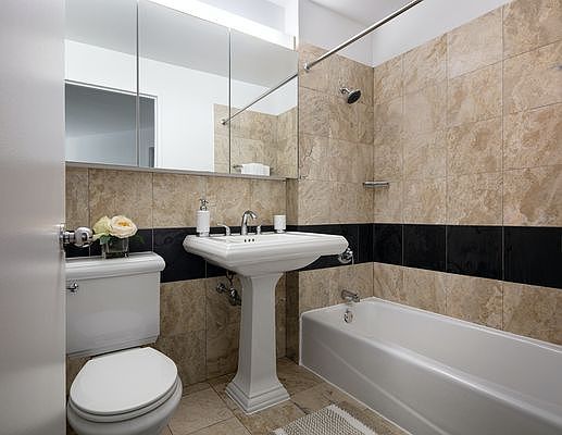 5th image of 400 Chambers St APT 7R