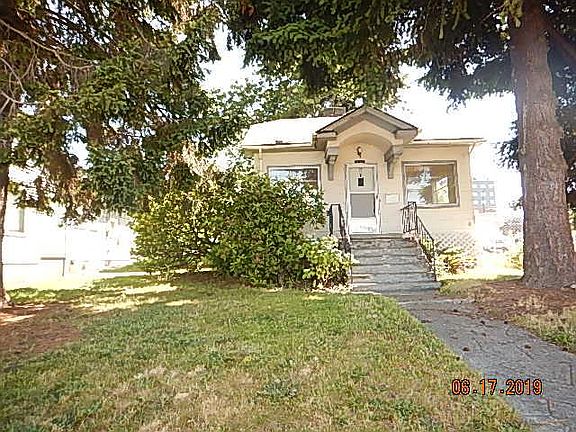 3rd image of 2723 Grand Ave
