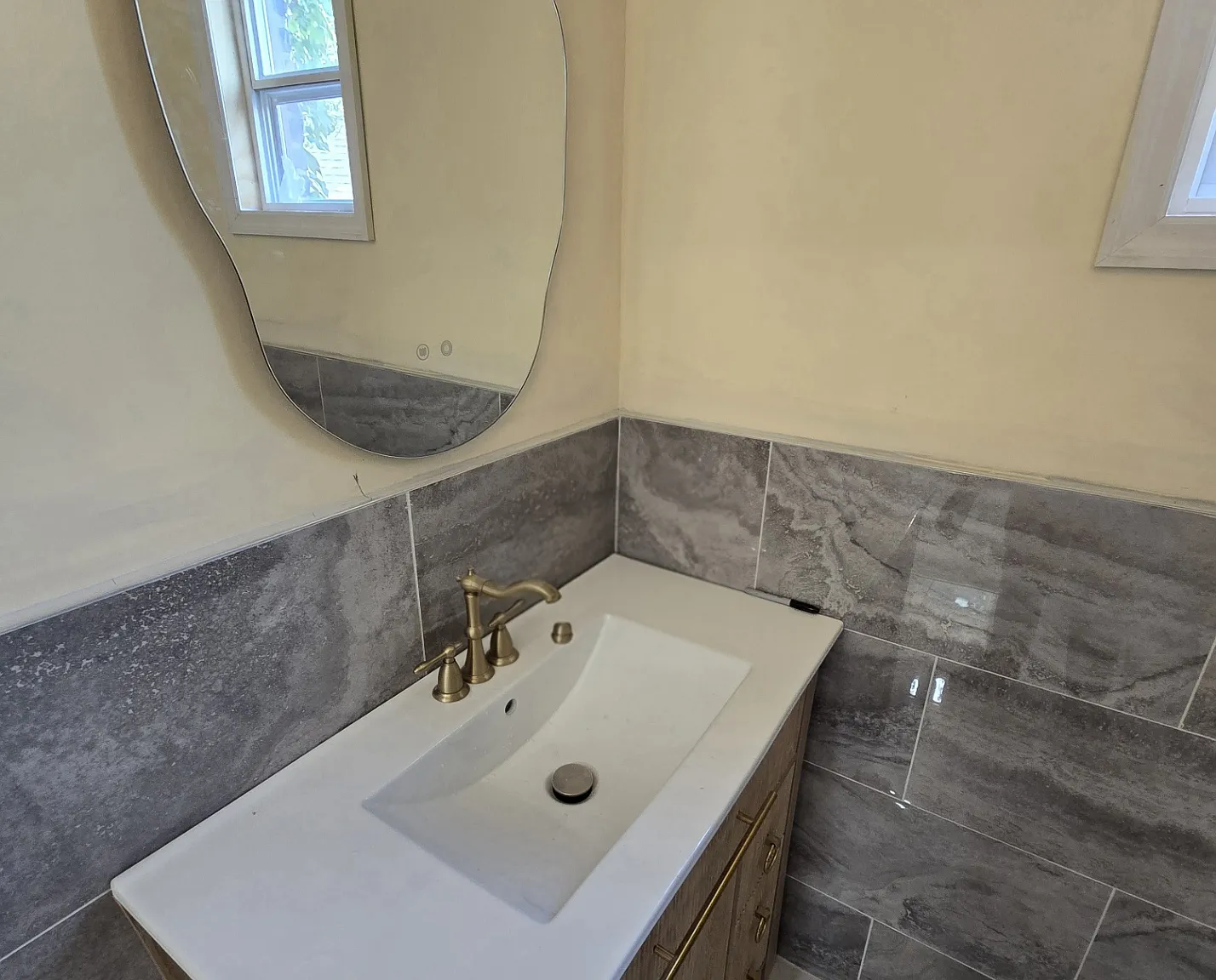 3 bed, 2269 sqft, $1,800 — Photo 3