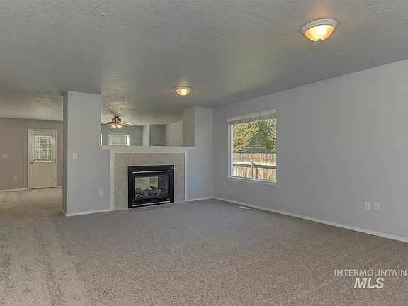 4th image of 8041 E Colter Bay