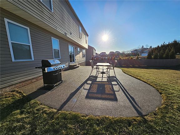 2nd image of 111 Naughton Cir