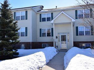 463 Willow St, Elburn, IL 60119