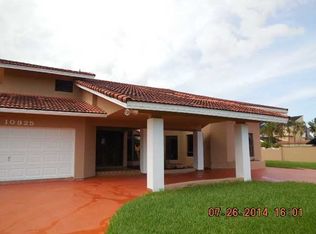 10925 SW 26th St, Miami, FL 33165