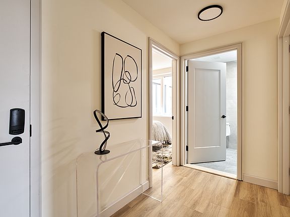 5th image of 44-14 Douglaston Pkwy #6C