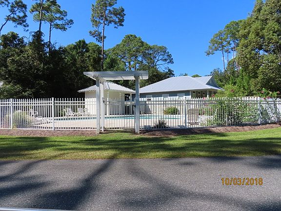 3rd image of 103 Bay Colony Way