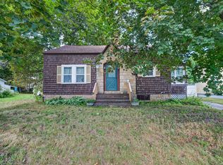 885 Minot Ave, Auburn, ME 04210