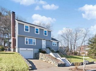 5 Philips Ter, Waltham, MA 02453