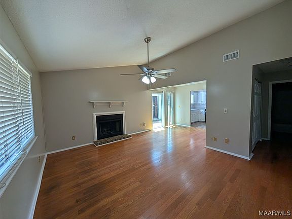 4th image of 953 N Burbank Dr