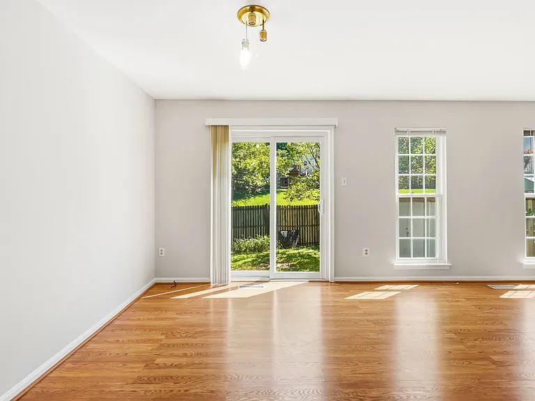 4515 Boastfield Ln — Photo 14