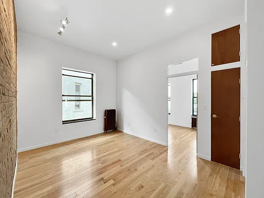 Rented by Skyward | media 12