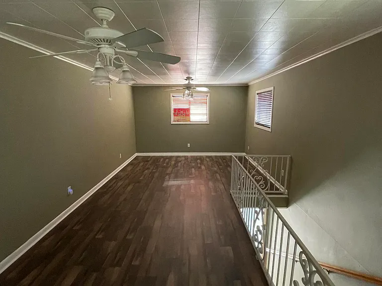 108 Ray Ave — Photo 6