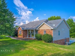 1803 Cottonwood Rd, Harrison, AR 72601