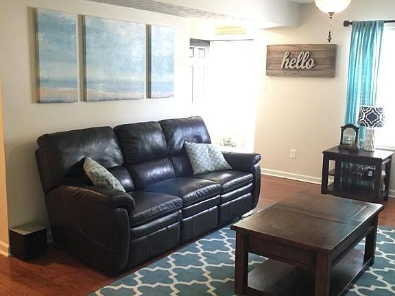 3rd image of 7212 Mountain Mist Ln