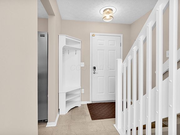 3rd image of 4078 Blendon Point Dr #61C