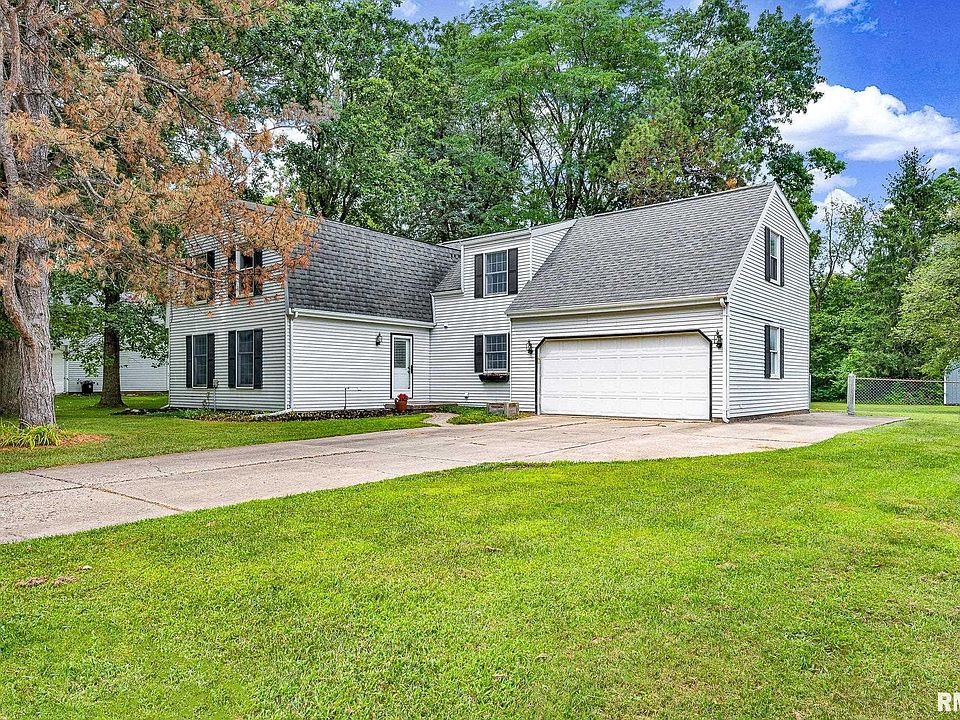 1st image of 1117 W Deerbrook Dr
