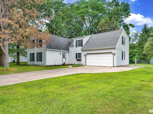 1117 W Deerbrook Dr, Peoria, IL 61615